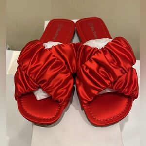 The Drop Brianna Women's Ruched Cross Strap Flat Sandal color red USA 7.5